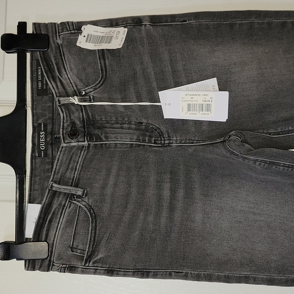 Guess High Rise Skinny Jeans - Picture 2 of 8